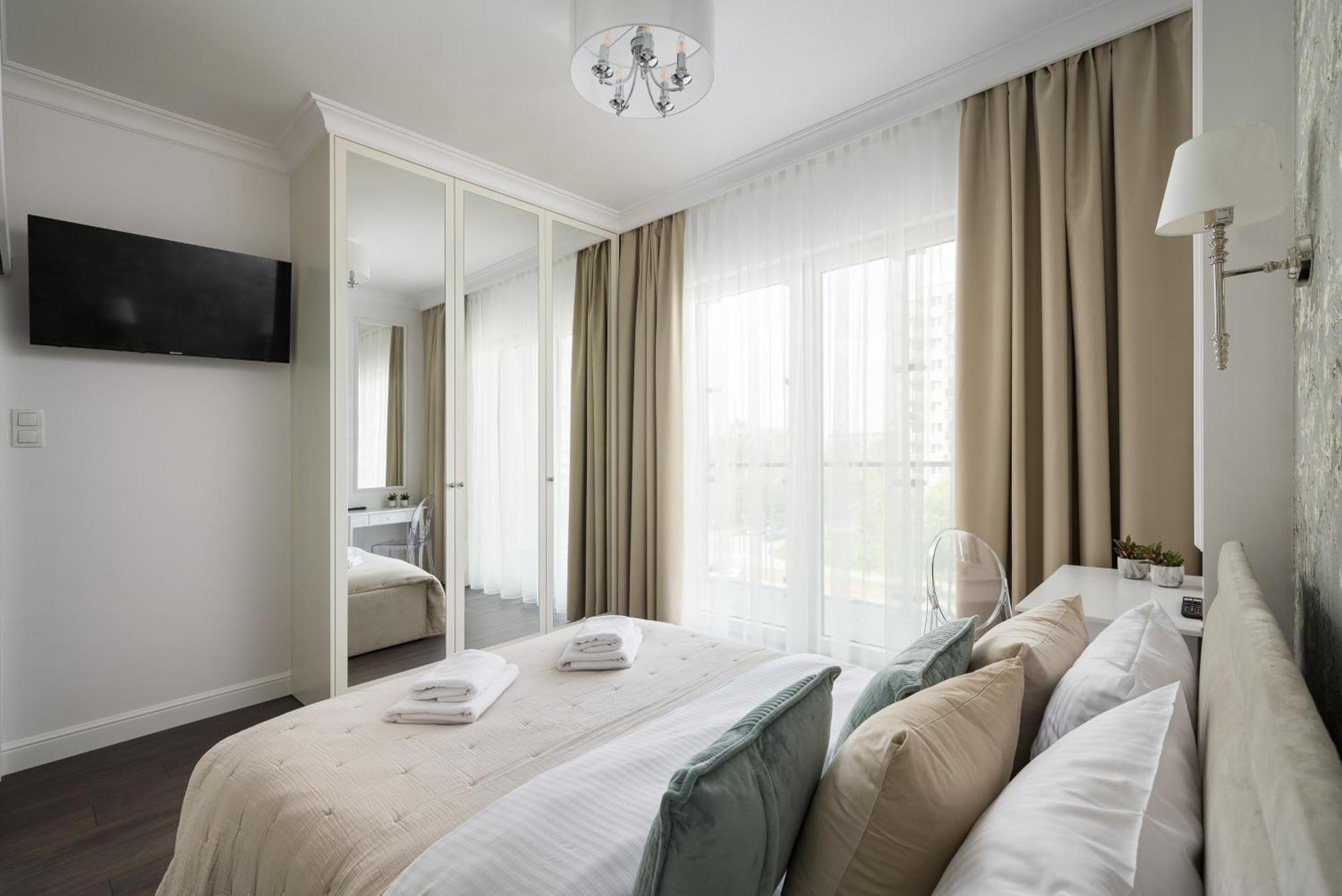 Bright Crystal Premium Apartment วอร์ซอ ภายนอก รูปภาพ