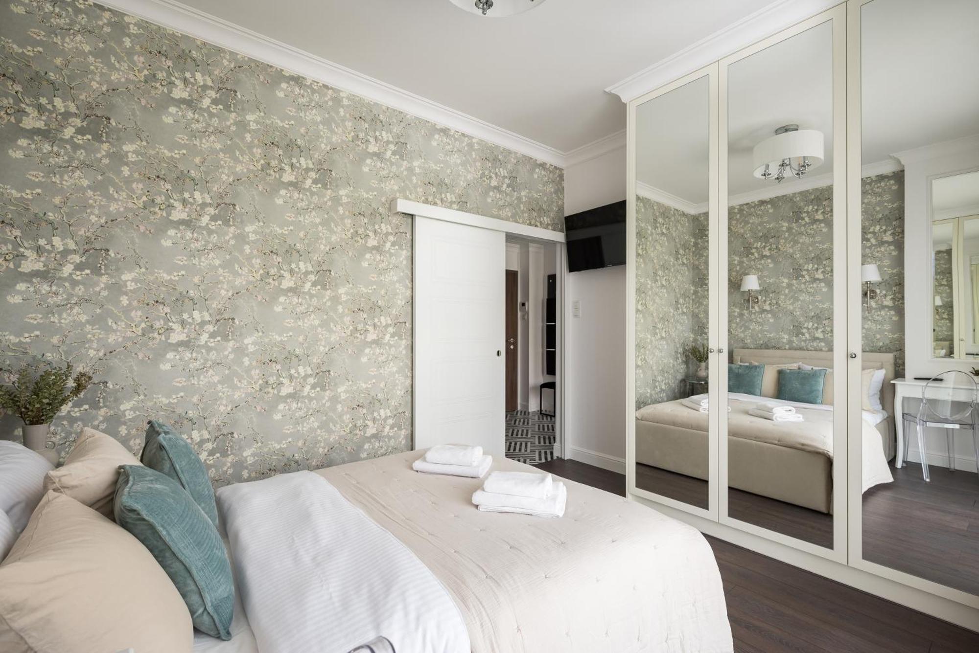 Bright Crystal Premium Apartment วอร์ซอ ภายนอก รูปภาพ